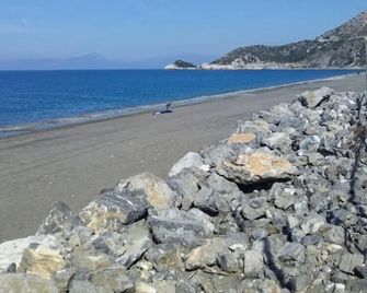 Villaggio Camping Maratea - Maratea - Strand