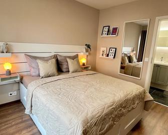 Hanover Apartment - Laatzen - Schlafzimmer