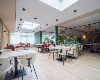 Comfortable Room – Perfect for Family Getaway in Dwingeloo! Free Parking! - Dwingeloo - Restaurant