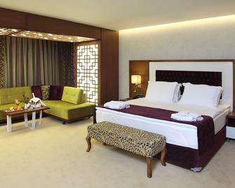 Sirin Park Hotel - Adana - Bedroom