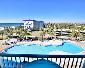 Destin West Gulfside #507 ~Free Beach Service! ~Many Pools & Lazy River! - Fort Walton Beach - Pool