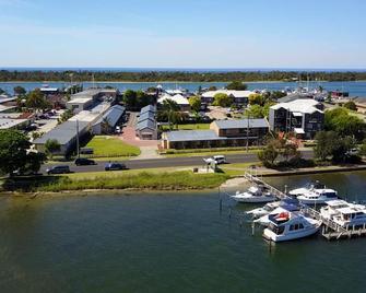 Lakeside Motel Waterfront - Lakes Entrance