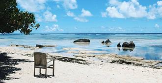 Crown Beach Hotel Seychelles - Au Cap - Playa