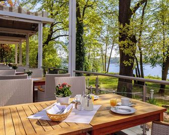 INSELHOTEL Potsdam-Hermannswerder - Potsdam - Patio