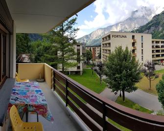 Holiday apartment Leukerbad (Ort) for 1 - 4 persons with 1 bedroom - Holiday apartment - Leukerbad - Balcony