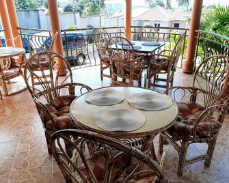 Airport Side Hotel Entebbe - Entebbe - Restaurante