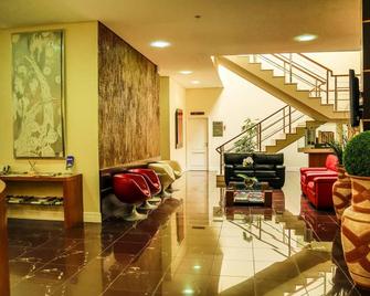 Le Village Flats Hotel e Business - Joinville - Lobby