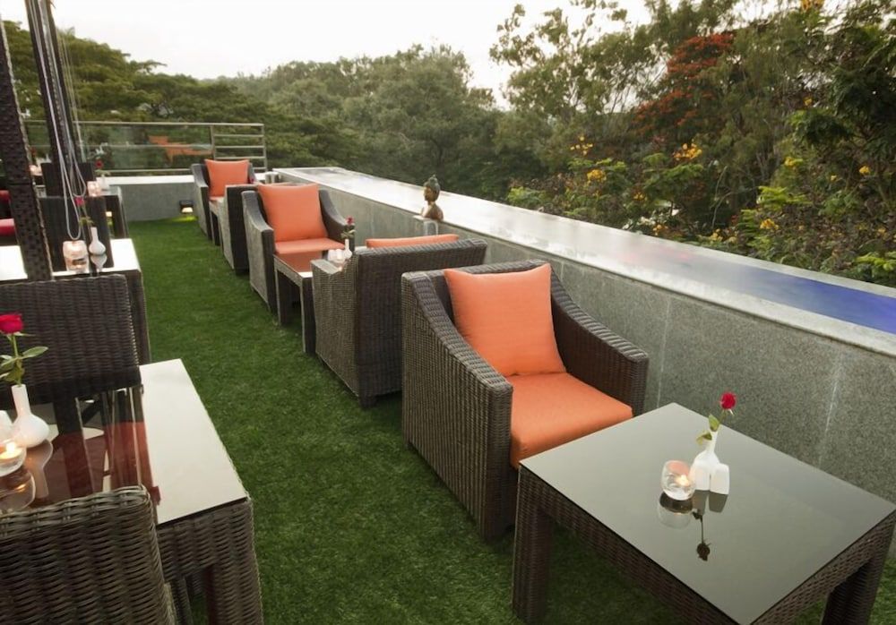 The Park Slope Hotel - Bengaluru - Balcony
