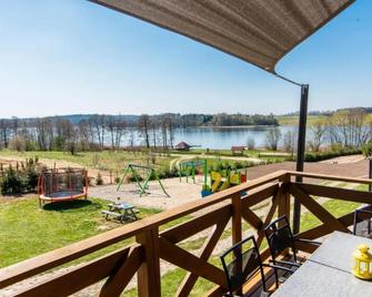 Pajda Mazur - Domki na wodzie, Domki i Apartamenty - Stare Jabłonki - Balkon