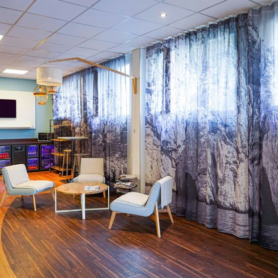 ibis Styles Marseille Centre Prado Place Castellane image 1