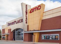 Super 8 by Wyndham Merrillville - Merrillville - Edifício