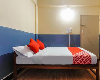 OYO 49362 Continental Keerthi - Vīrarājendrapet - Chambre