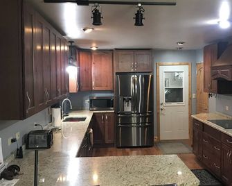 Beautiful - Country home 4 bedrooms - Morris - Kitchen