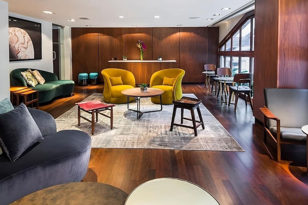 A Unique Gem in the Heart of NYC! 2 Comfortable Units, Short Drive to MoMA - نيويورك - ردهة