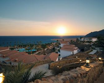 Ecotel Dahab Bay View Resort - Dahab - Beach