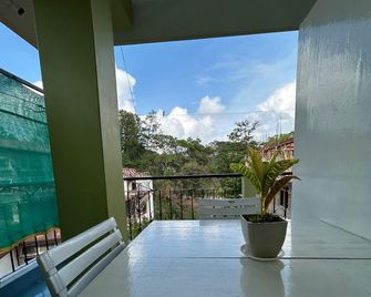 Rolyda Guest House - Shillong - Balkon