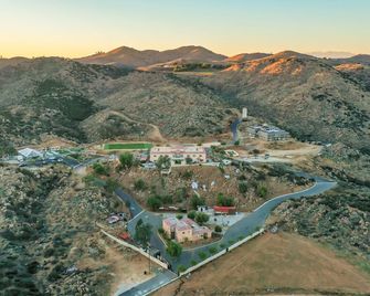 Guest house at a private resort in Good Hope Area - Perris - Outdoors view