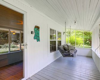 Charming Country Home w/ Yard - 14 Mi to Ole Miss! - Oxford