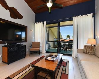 Mahina Surf 111 1 Bedroom Condo - Kahana - Living room