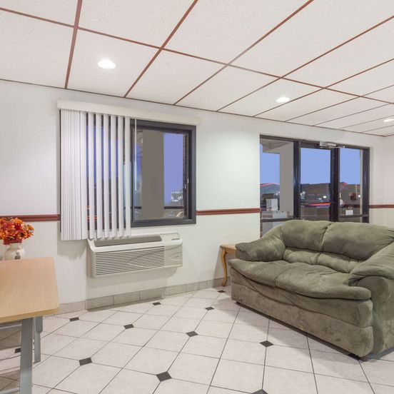 Living room view of Super 8 by Wyndham Winchester VA