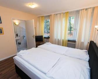 Hotel Hanseat - Amburgo - Camera da letto