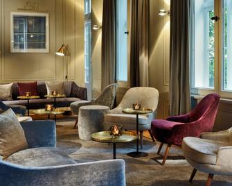 Louis C. Jacob, Hamburg, Autograph Collection - Hamburg - Lounge