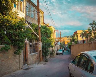 Blossom hostel - Tiflis - Vista del exterior