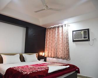 Hotel Satyam International - Gaya - Habitación