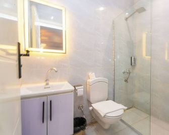 Eldeak Hotel Apartments - Louxor - Salle de bain