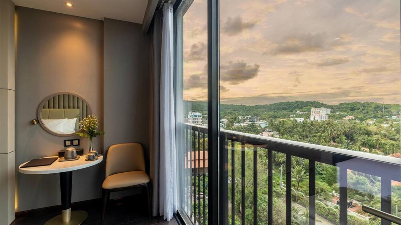 وورلد هوتلز لونج بيتش ريزورت فو كوك