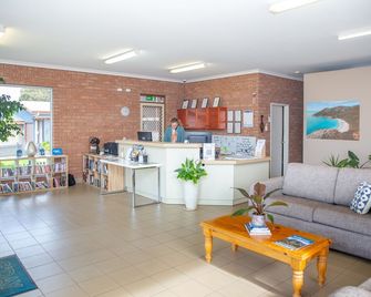 Tasman Holiday Parks - Albany - Albany - Kitchen