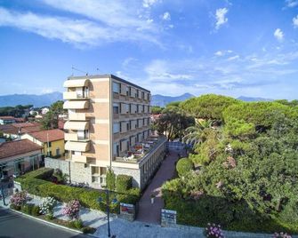Albergo Battelli - Adults Only - Pietrasanta