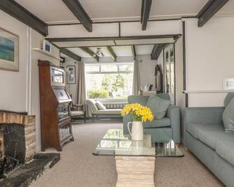 Boundys House - St. Ives - Living room