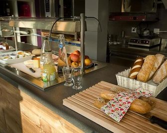 Hôtel Oasis - Moutier - Buffet
