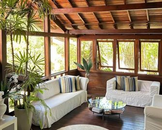 Pousada Coisa e Tao - Arraial d'Ajuda - סלון