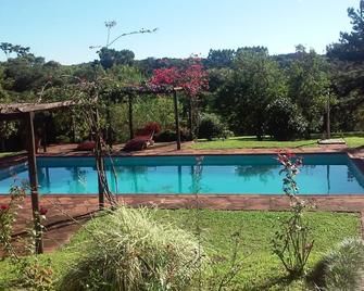 Ytororo Lodge - Dos de Mayo - Pileta
