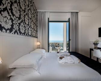 Hotel Villa Rosa Riviera - Rimini - Bedroom