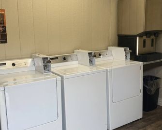 Cairns Motel - Summerside - Lavandaria