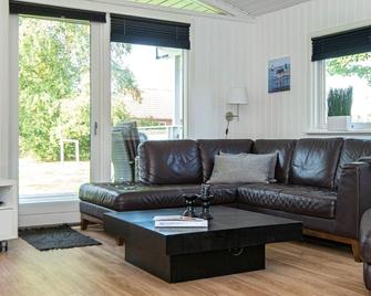 6 person holiday home in Juelsminde - Juelsminde - Living room