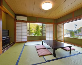 Oedo Onsen Monogatari Kakeyu Fujikan - Ueda - Dining room