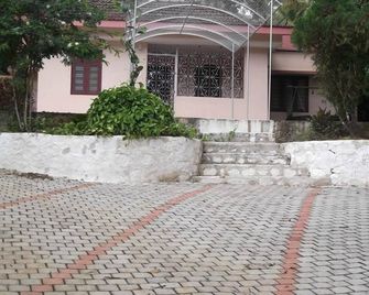 Olivia Residency & Homestay - Sultan Bathery - Gebäude
