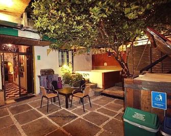 Hostel la Antigua Capsula - Cartagena - Patio