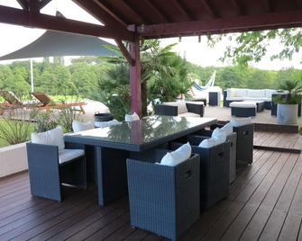 The Farm Buddhas, near Dax, 40mn Seignosse / Bayonne, sleeps 4-6 - Peyrehorade - Patio