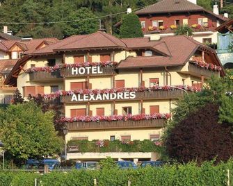 Hotel Alexandres - Eppan an der Weinstrasse - Building