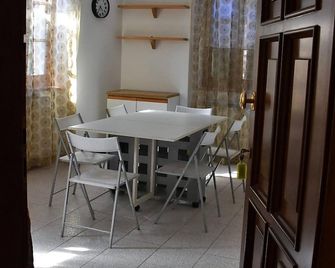 Casa Marina - Holiday Rental - Garda - Dining room