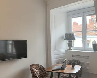 Celect'view Suite With Air Conditioning - Lyon - Comedor