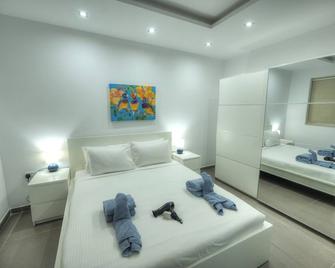 Bright & Large 2bedrooms in Sliema center MPOR1-1 - Sliema - Bedroom