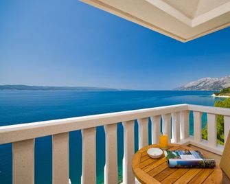 Hotel Sunceva Postelja Brela - Brela - Balkón