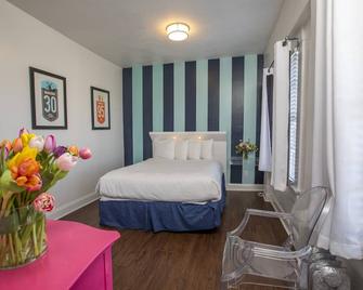 Deluxe Queen Room with View and Ensuite Bath - San Francisco - Slaapkamer