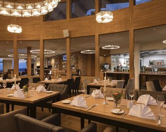 Hotel Brunnenhaus Schloss Landau - Landau - Restaurant